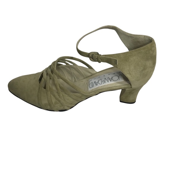 Joan & David Suede - Picture 5 of 6